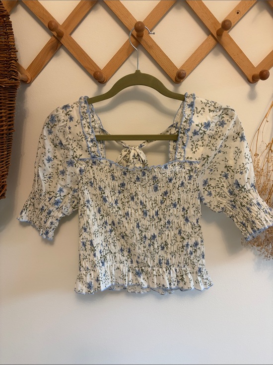 Love Riche Tops - Love Riche Blue & White Smocked Floral Crop Top